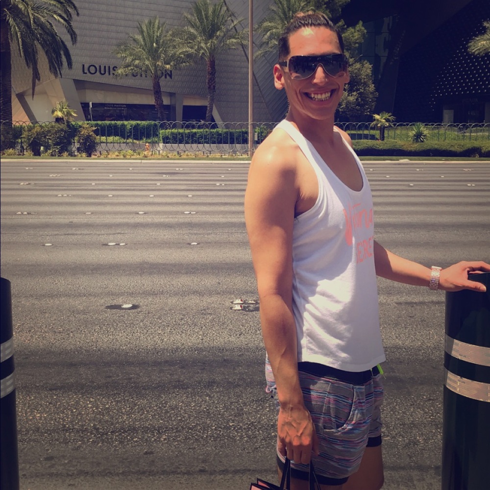 Meet your Posher, Sergio